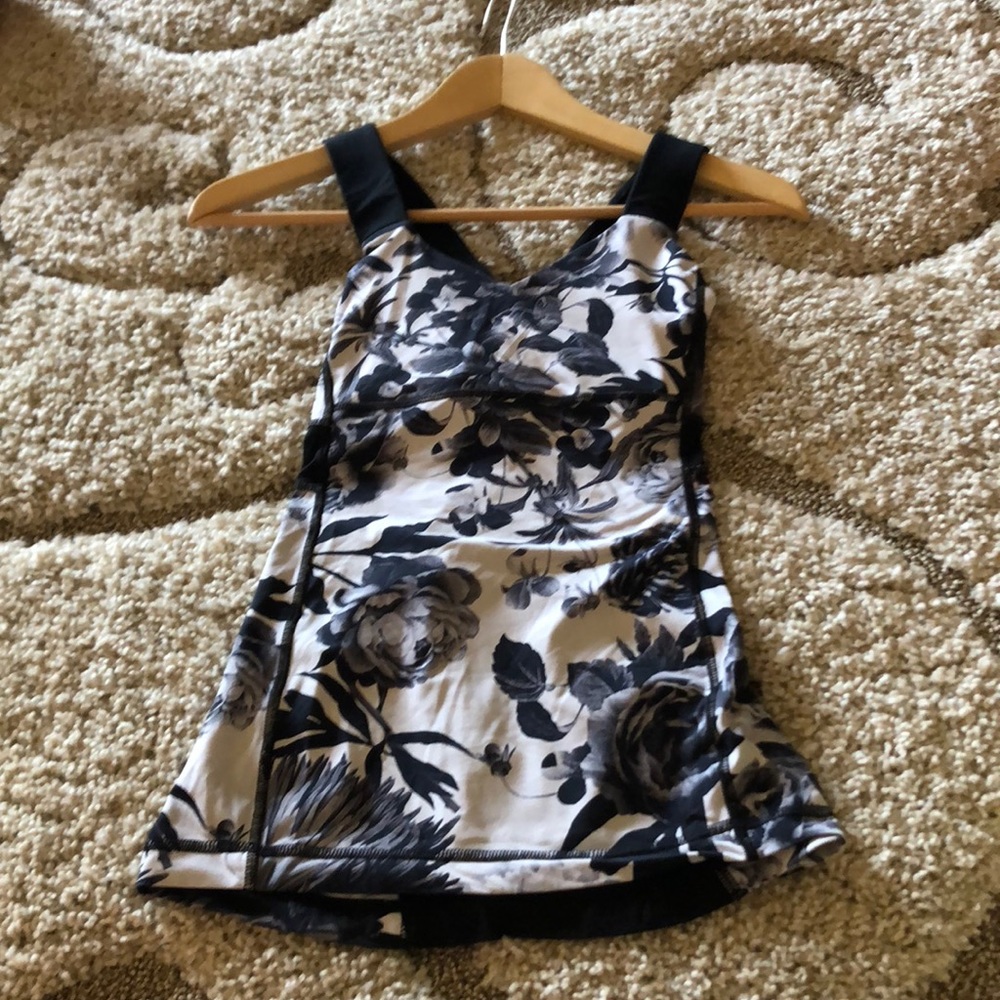 Lululemon floral athletic top